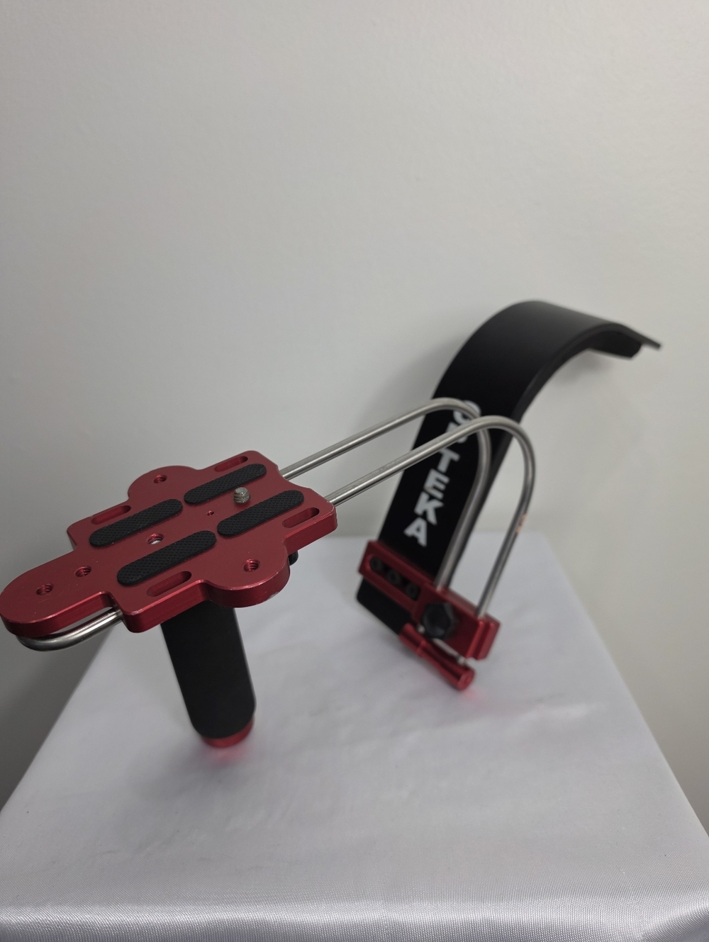 Opteka Camera Shoulder Mount - Picture 2 of 8